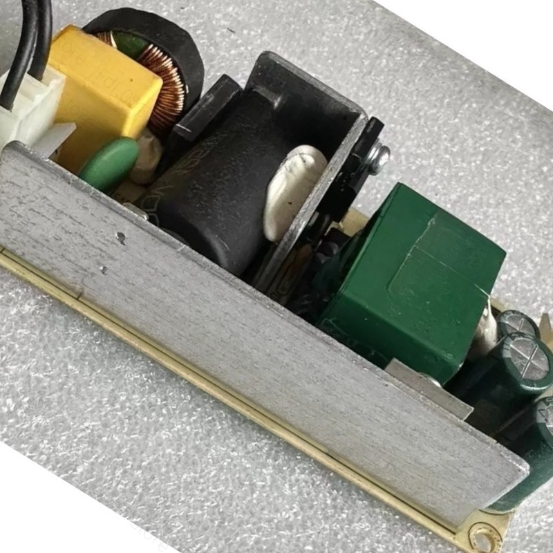 Démonter l'alimentation électr - Ac Power Supply avis et prix